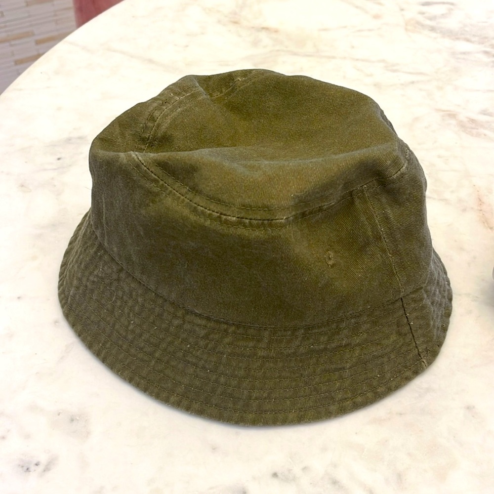 Urban Outfitters Men’s Bucket Hat